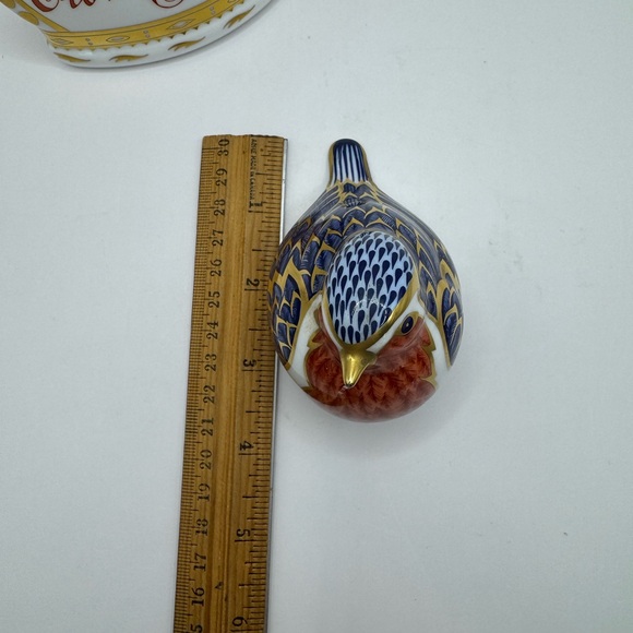 Royal Crown Derby "Imari Robin" Bone China Paperweight. Gold Stopper. EUC - Picture 8 of 8